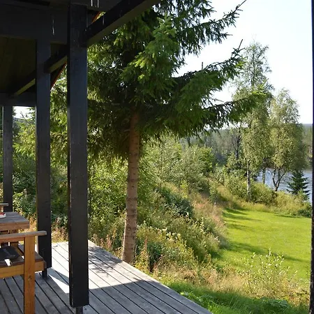Hyttegrend Lodge *
